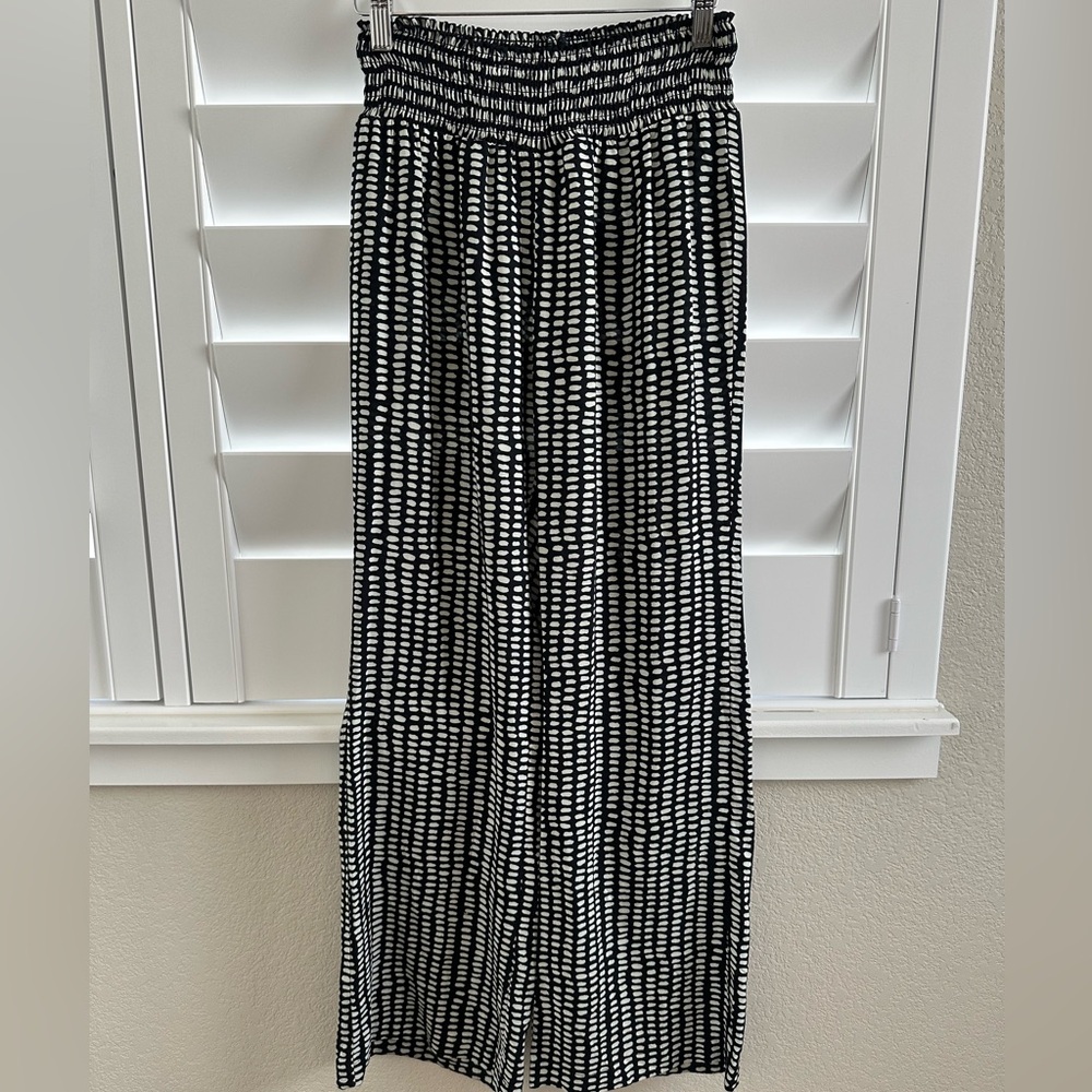 Vintage CAbi Freeing Pants, smocked waist, light breathable material, flowy - M